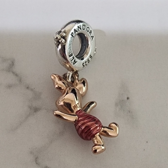 Pandora Disney Winnie the Pooh Piglet Dangle Charm - Picture 7 of 7